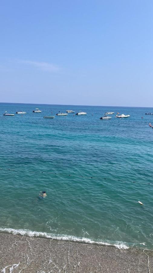 L'Isola Dei Vacanzieri Сант'Андреа Апостоло дело Йонио Екстериор снимка